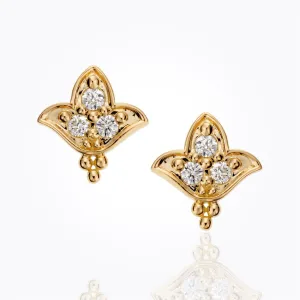 18K Lotus Post Earring in diamond