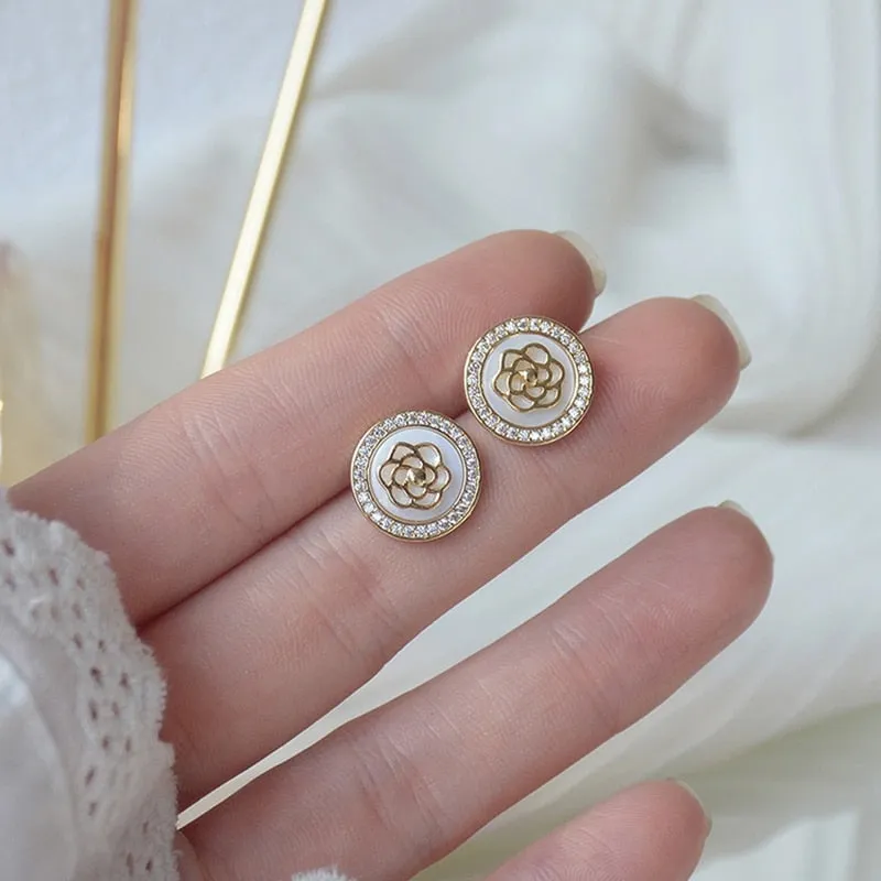 Classic Camellia Pattern Round Earrings