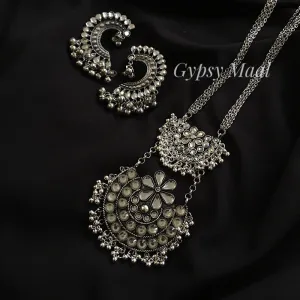 Classic Long Necklace with Earrings