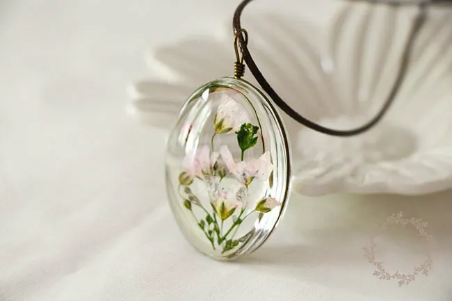 Dried Flower Necklace Gypsophila Time Dome Glass Pendant