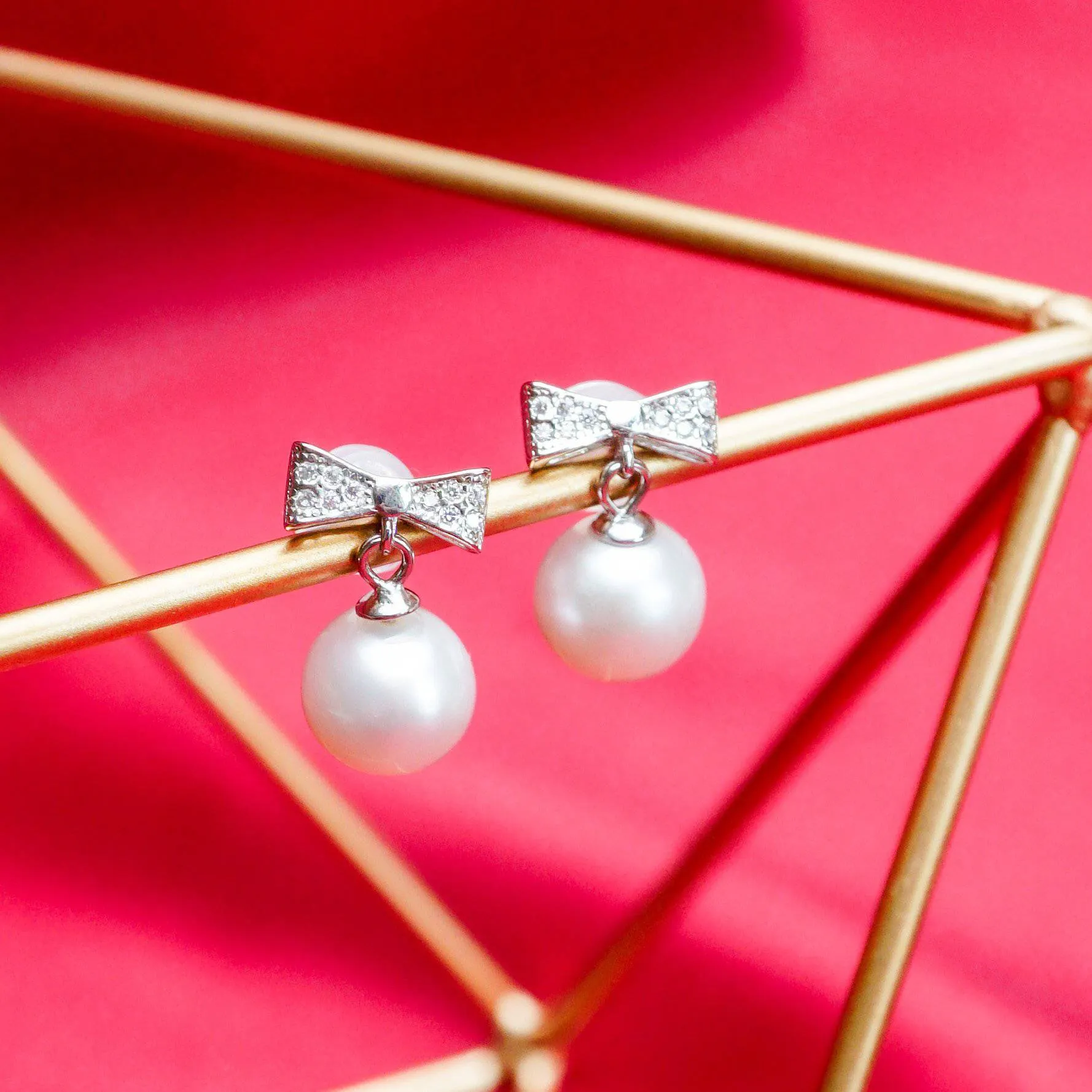 Elegant Freshwater Pearl Earrings WE00062