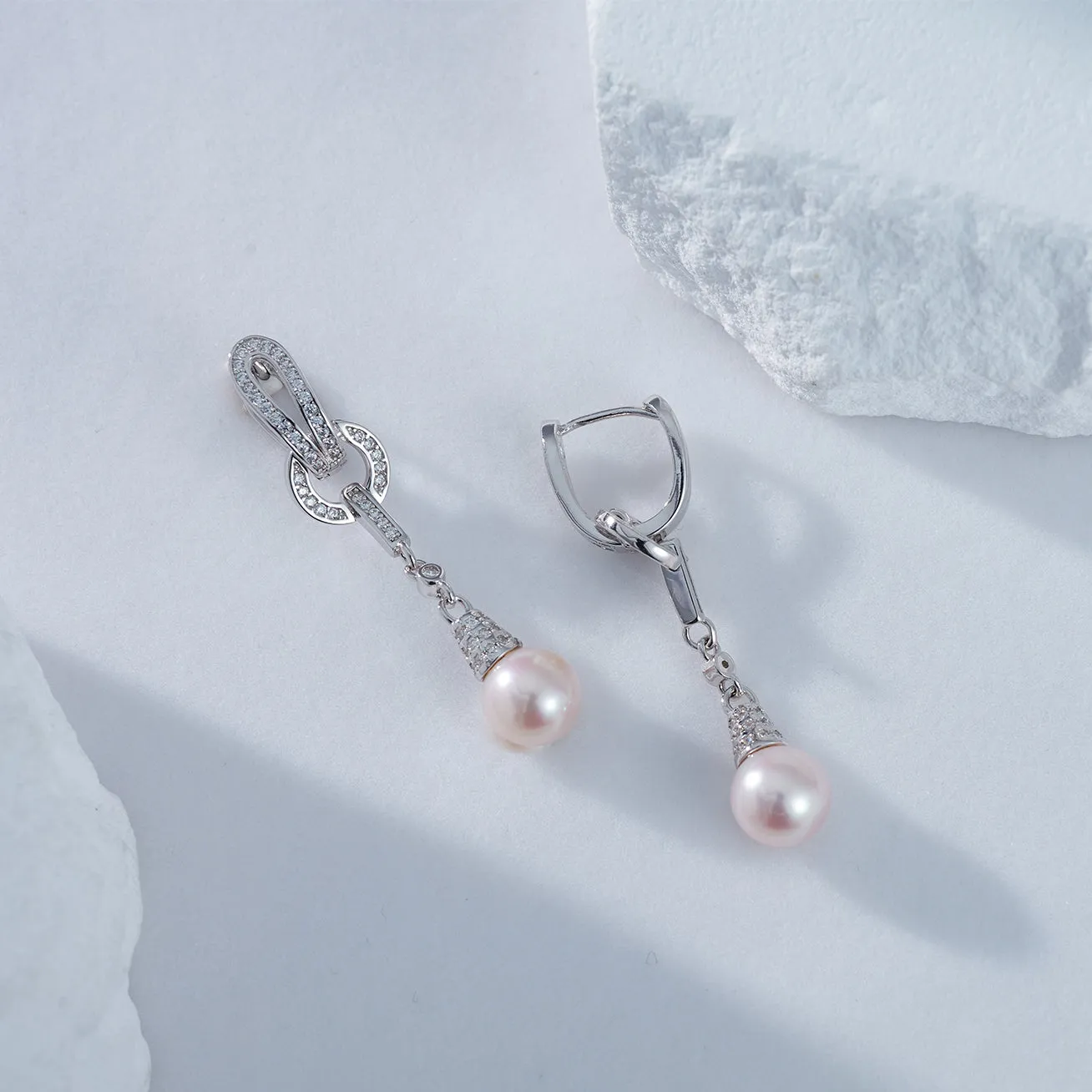 Elegant Freshwater Pearl Earrings WE00613