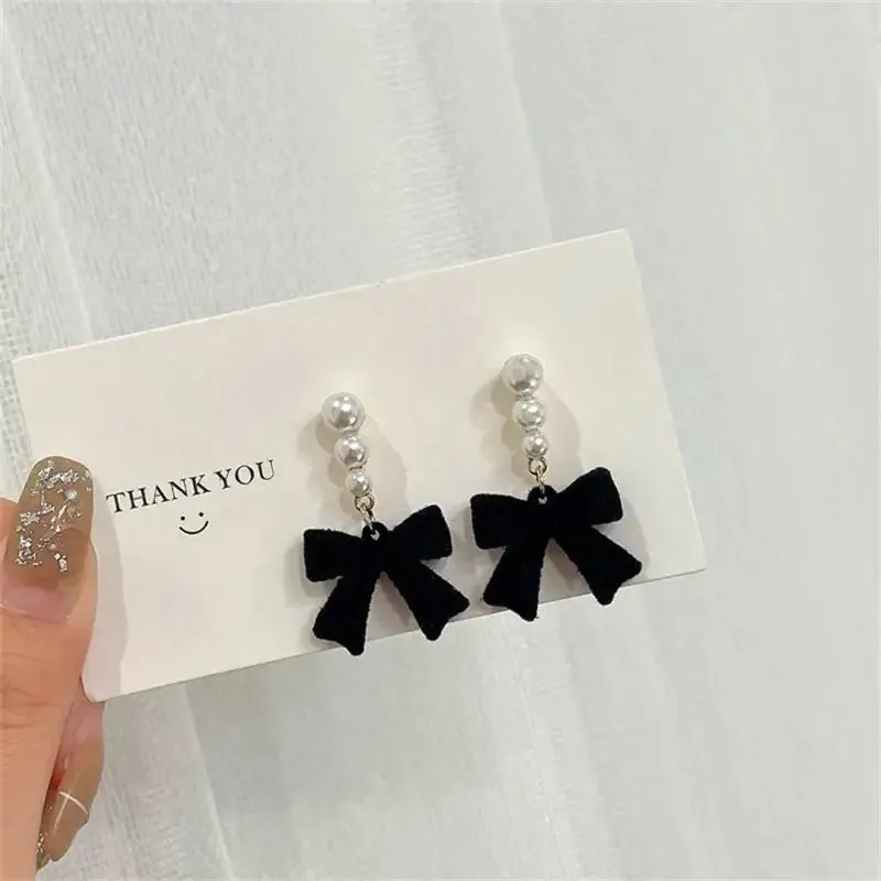 Elegant Velvet Bow-Knot Geometric Earrings