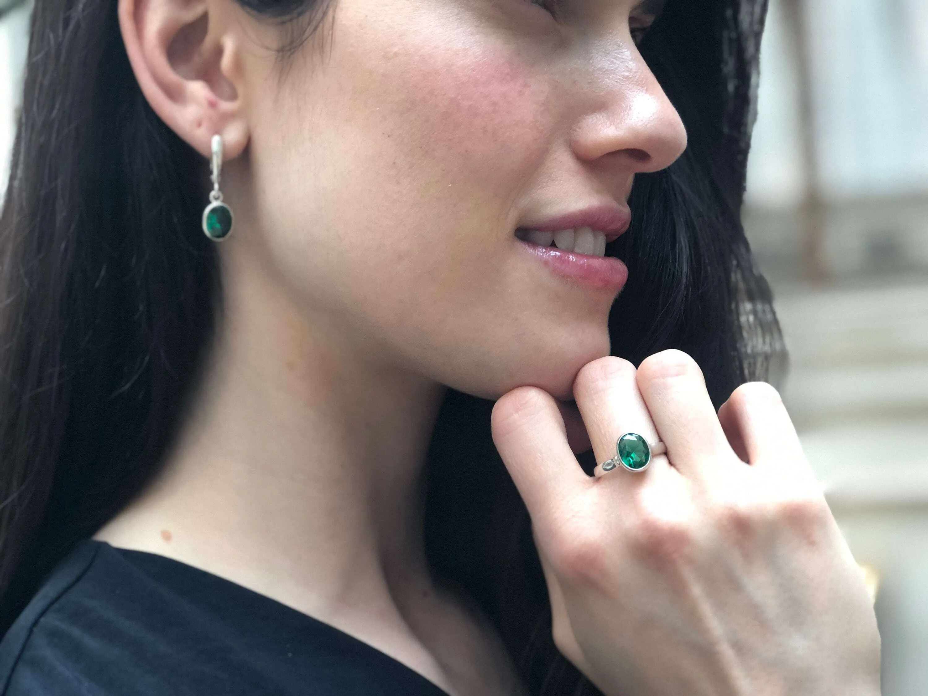 Emerald Dangling Earrings - Green Oval Earrings - Classic Drop Earrings