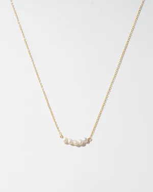 EMI MINI PEARL NECKLACE