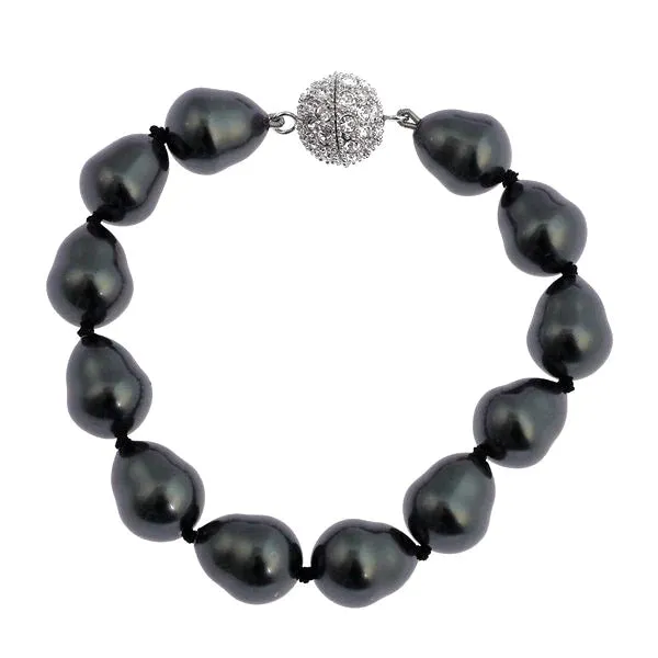 Emma - Classic Baroque Black Pearl Bracelet