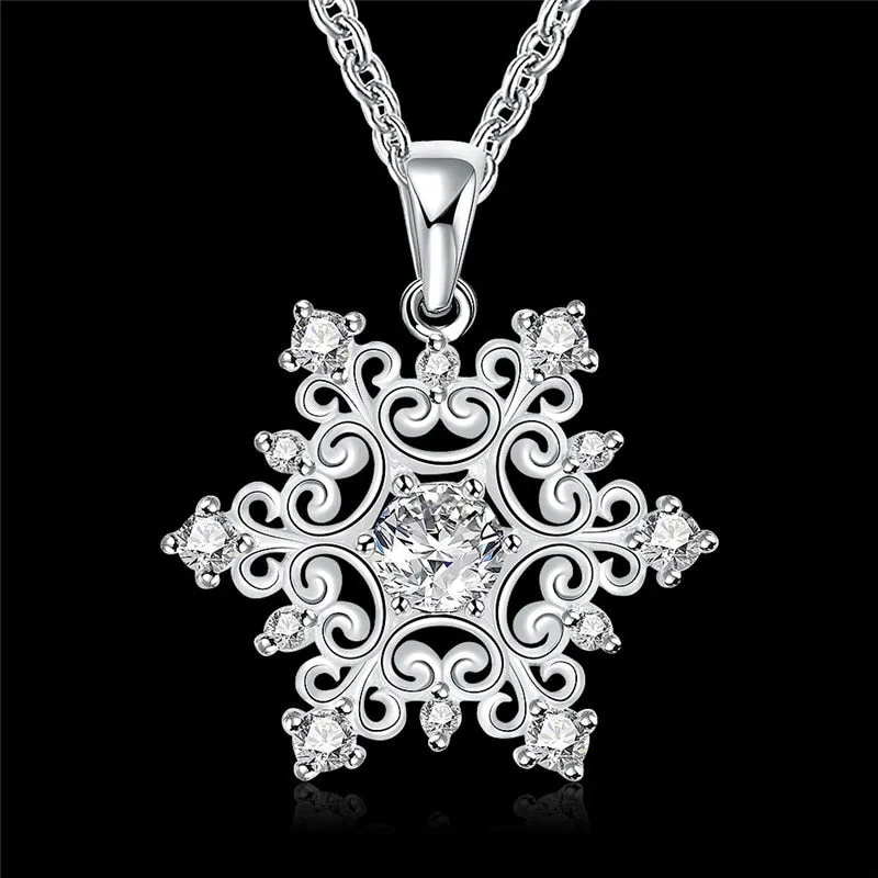 Fashion snowflake necklace