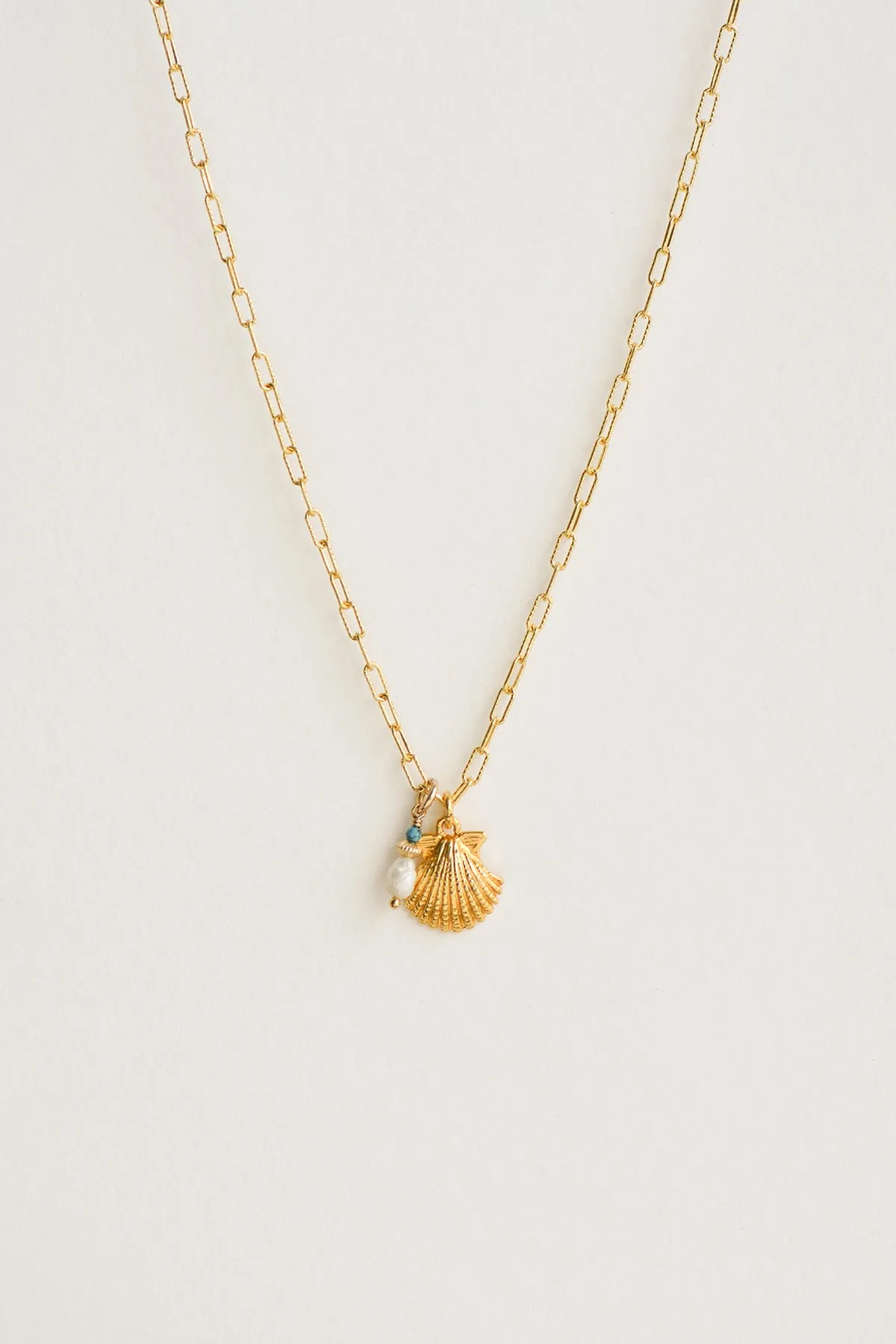 LA CONCHA NECKLACE