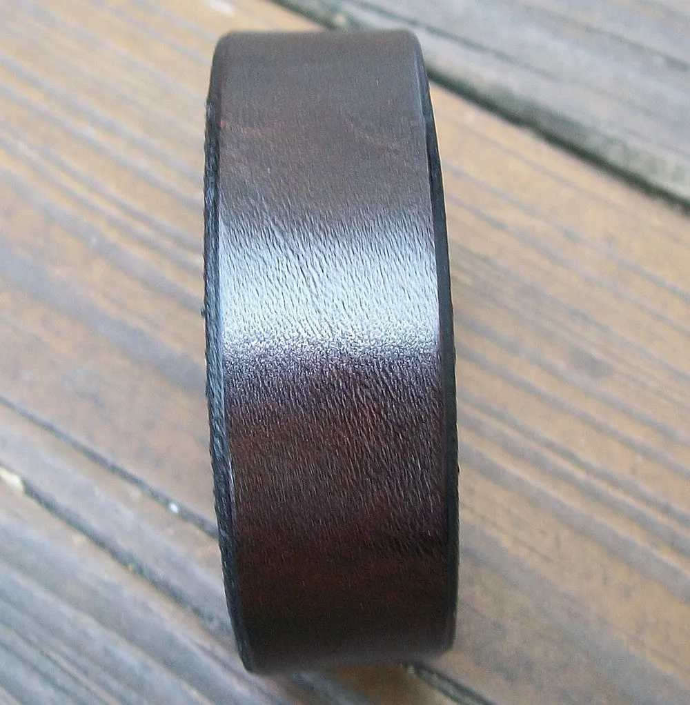 Narrow Leather Wristbands Personalized FREE!