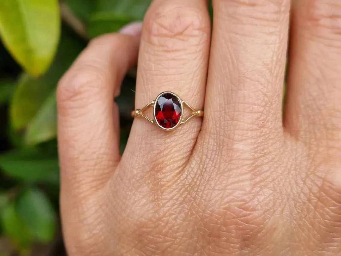 Natural Oval Cut Garnet Simple Bezel Set Solitaire Rings For Women - 14k Gold Vermeil Rings