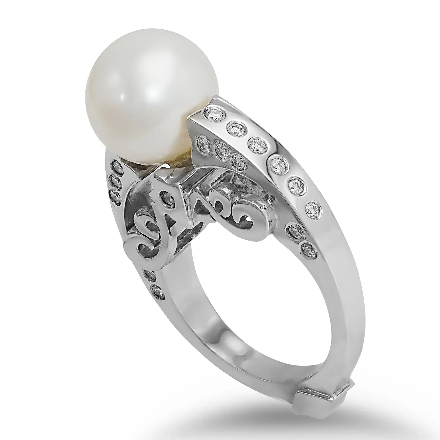 Ornate White Pearl Ring