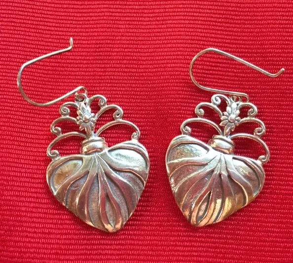 Silver Earrings- "Corazon Sagrado"