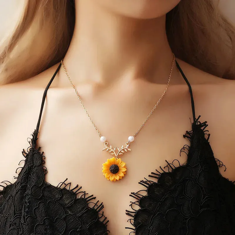 Sunflower Daily Imitation Pearl Jewelry Sweater Daisy Flower Leaf Necklake