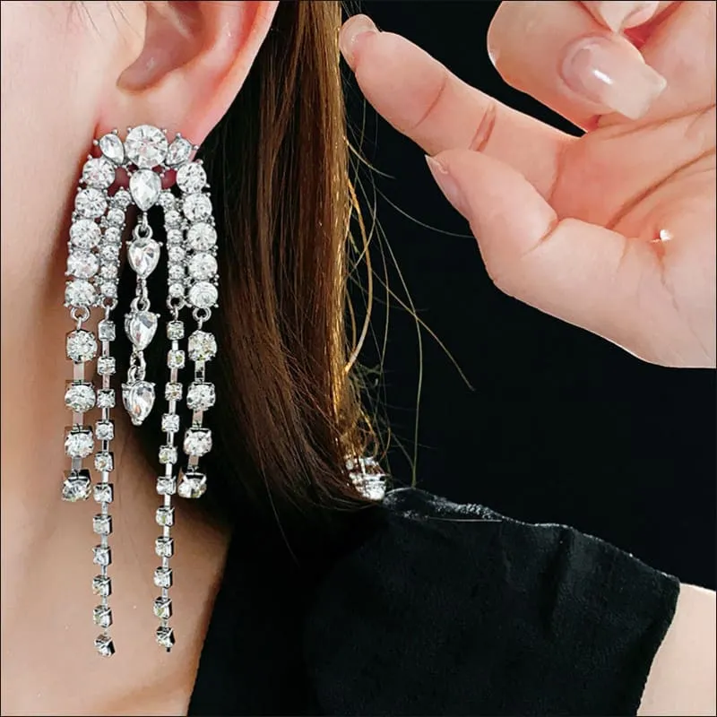 Water Droplet Shaped Luxury Tassel Earrings for Elegant Style